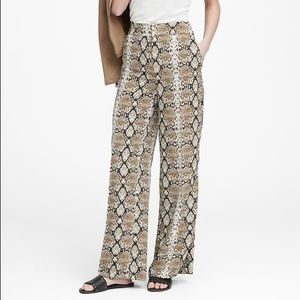 NWT Snake Print HIGH-Rise wide-leg pant